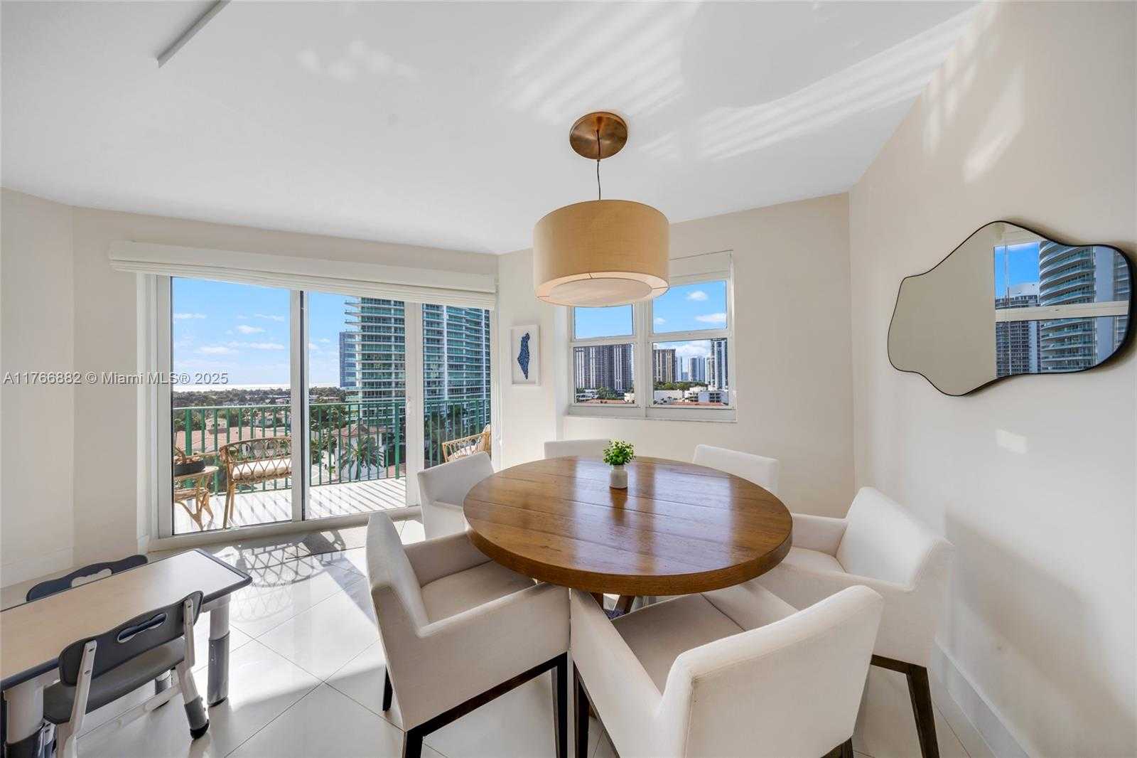 Small Image of 20000 EAST COUNTRY CLUB DR #911, Aventura Number 11