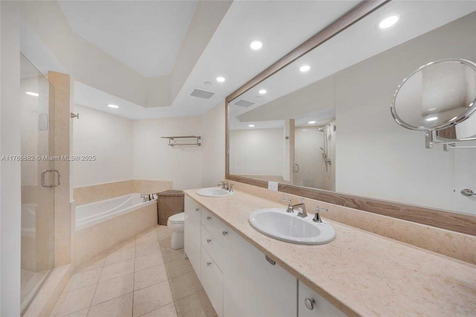 Small Image of 20000 EAST COUNTRY CLUB DR #911, Aventura Number 24