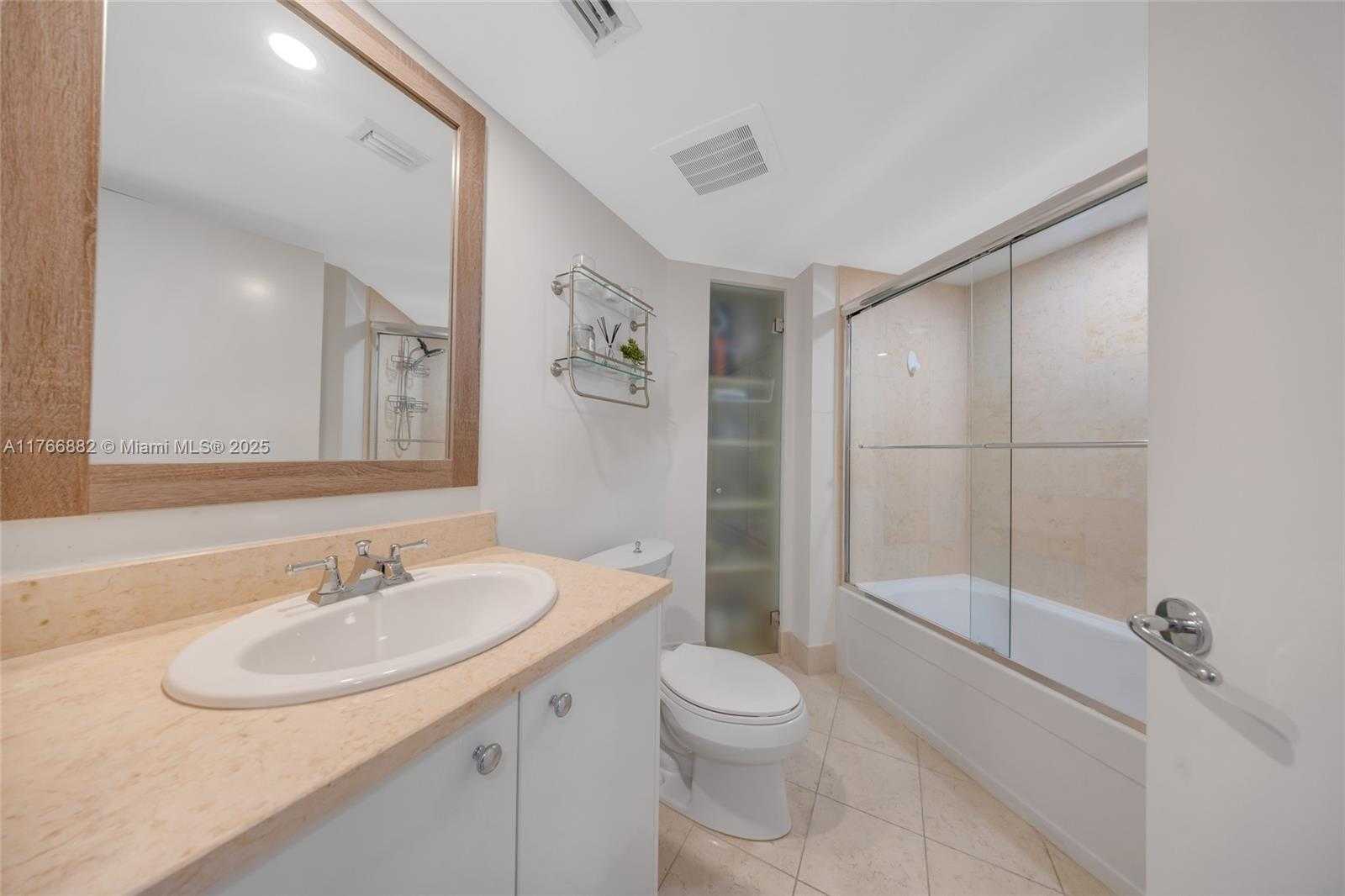 Small Image of 20000 EAST COUNTRY CLUB DR #911, Aventura Number 35
