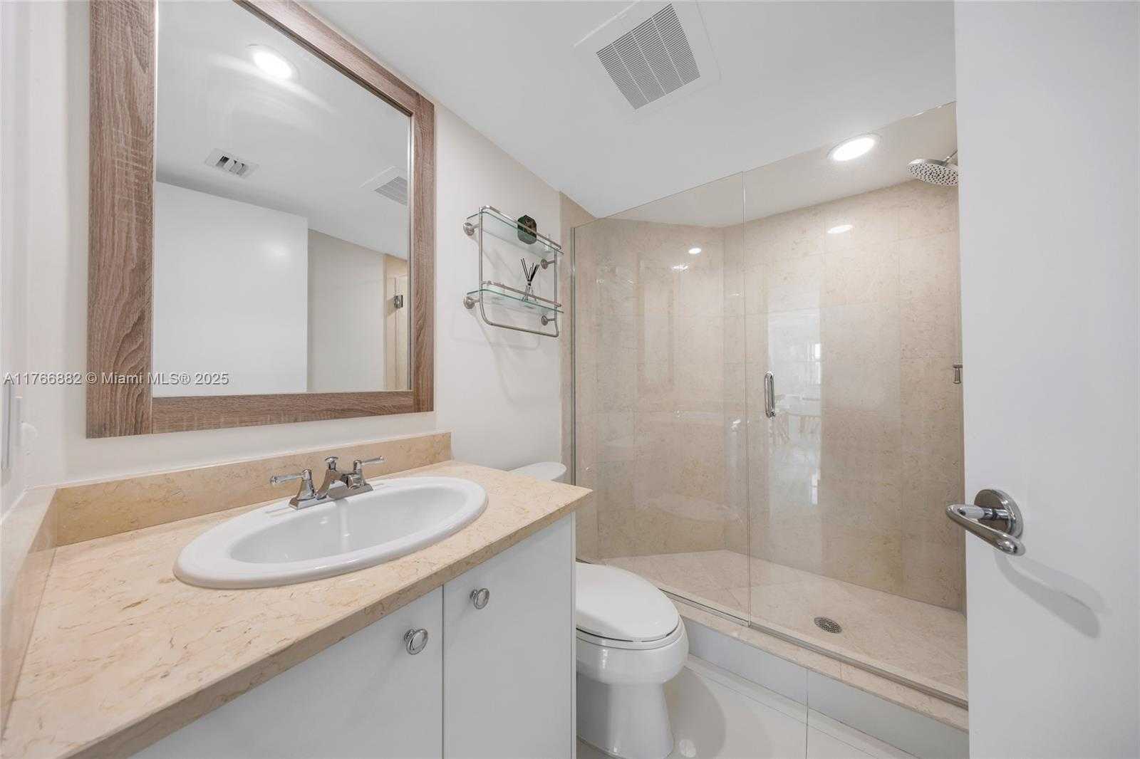 Small Image of 20000 EAST COUNTRY CLUB DR #911, Aventura Number 36