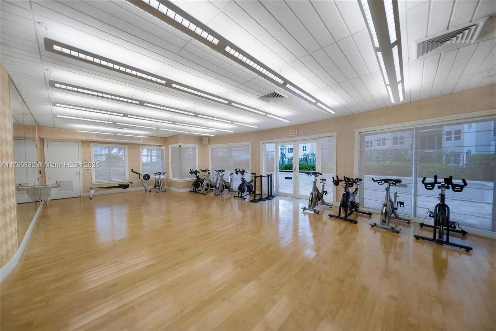 Small Image of 20000 EAST COUNTRY CLUB DR #911, Aventura Number 48