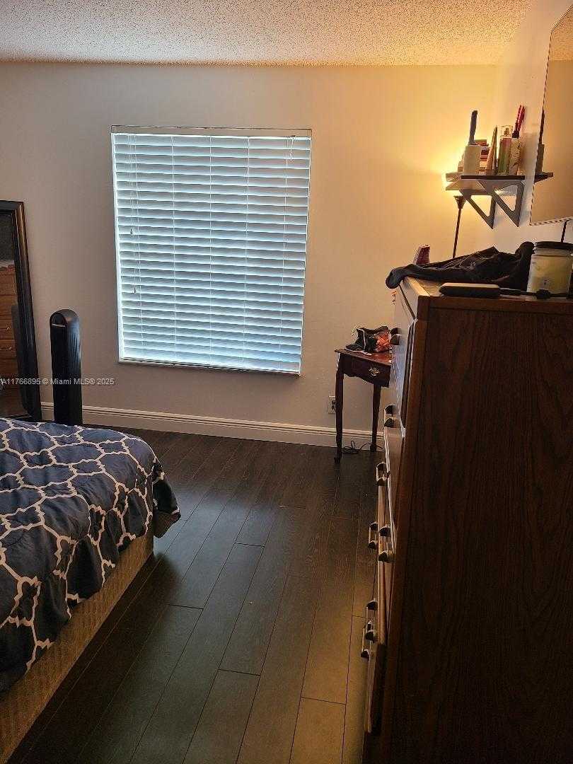 Small Image of 5620 NORTH WEST 59TH ST #6, Tamarac Number 11