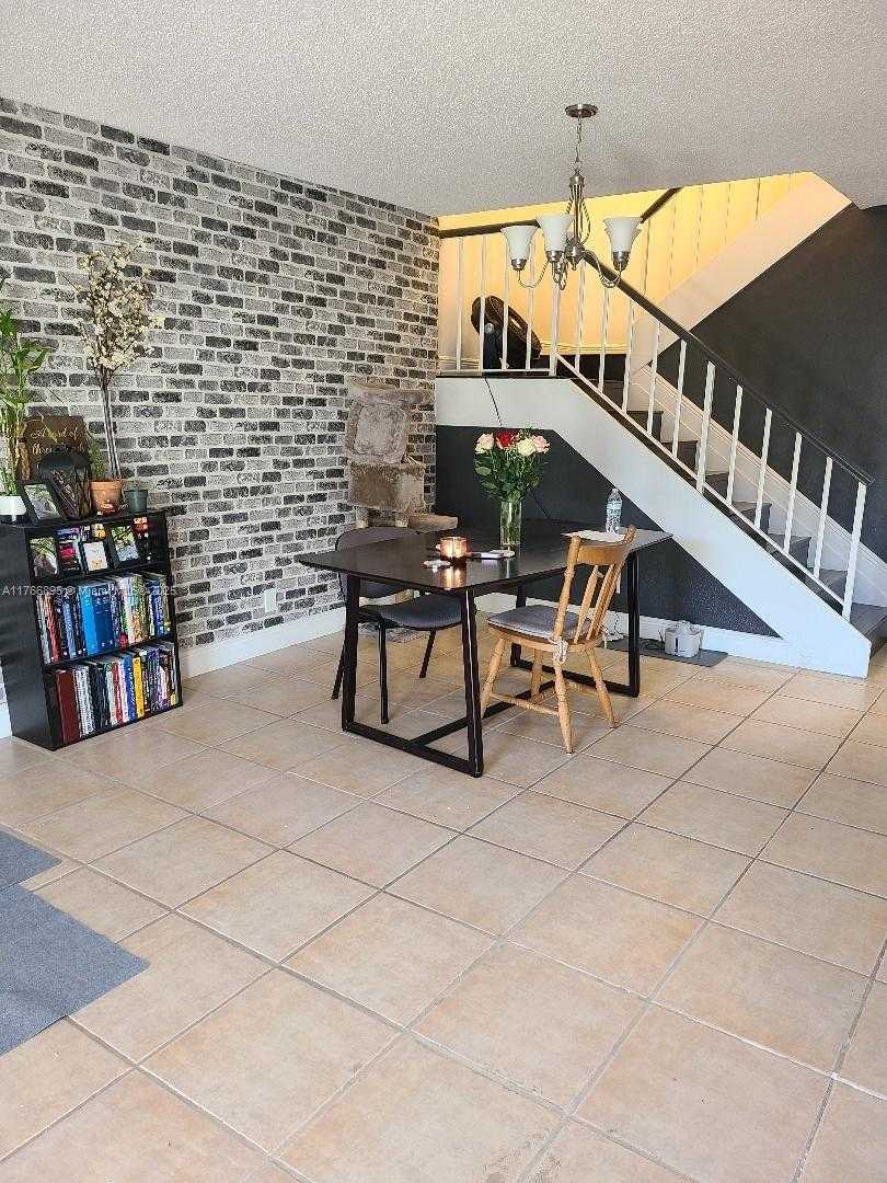 Small Image of 5620 NORTH WEST 59TH ST #6, Tamarac Number 4