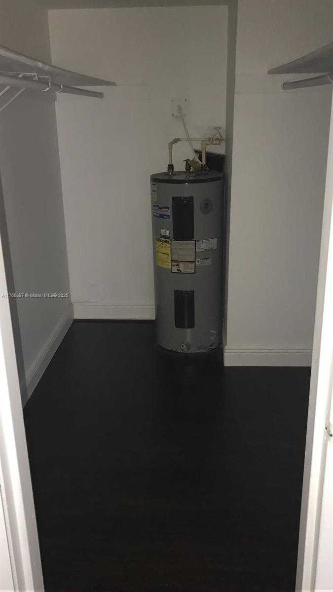 Small Image of 5122 NORTH WEST 79TH AVE #205, Doral Number 10