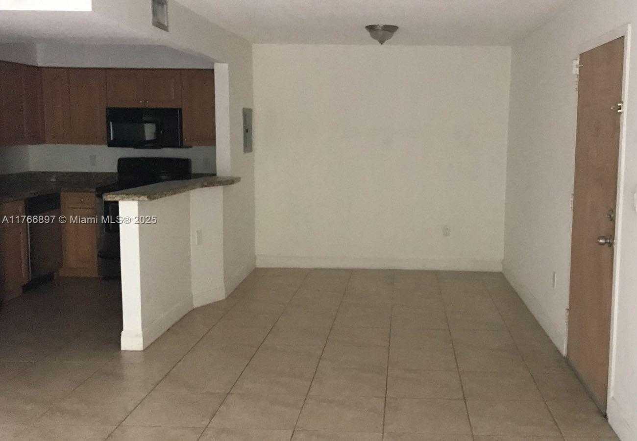 Small Image of 5122 NORTH WEST 79TH AVE #205, Doral Number 6