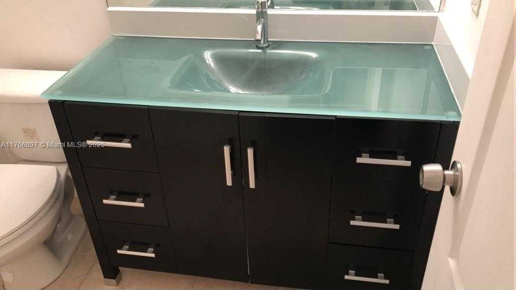 Small Image of 5122 NORTH WEST 79TH AVE #205, Doral Number 8