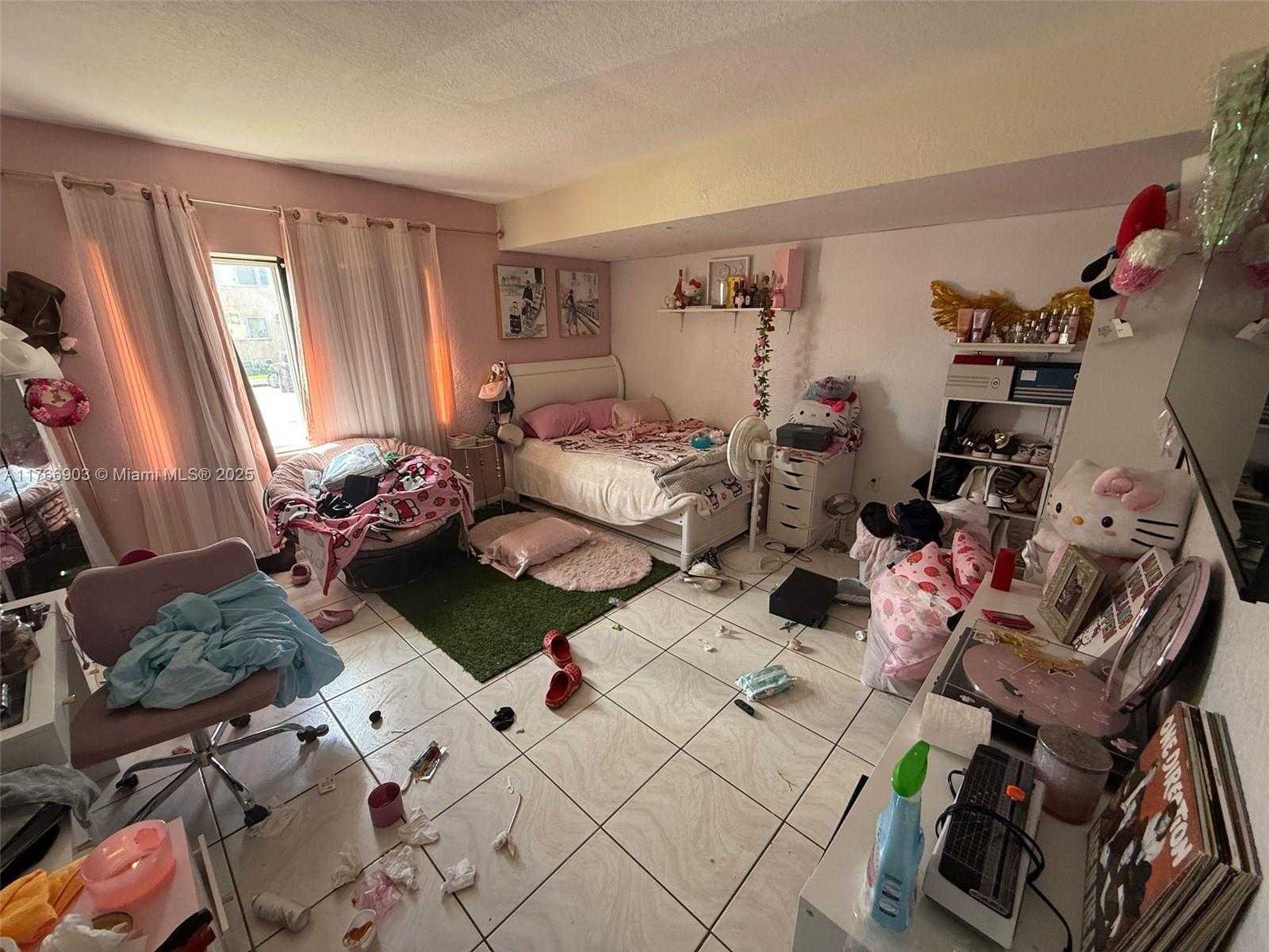 Small Image of 417 NORTH WEST 84TH ST #417, Miami Number 10
