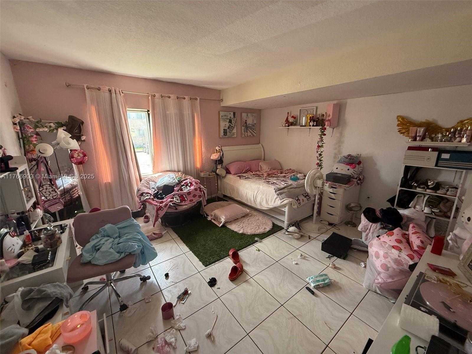 Small Image of 417 NORTH WEST 84TH ST #417, Miami Number 12