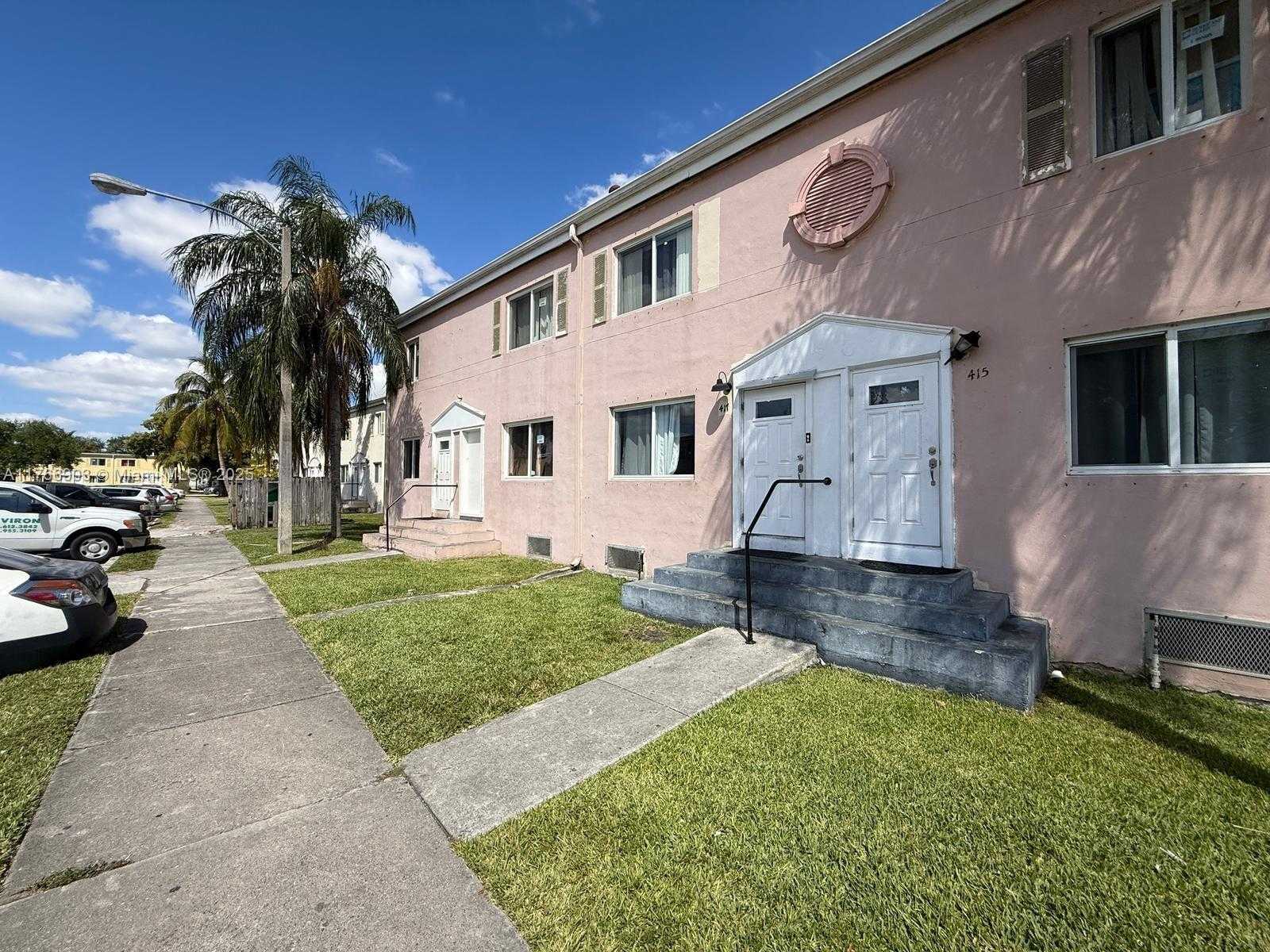 Small Image of 417 NORTH WEST 84TH ST #417, Miami Number 4