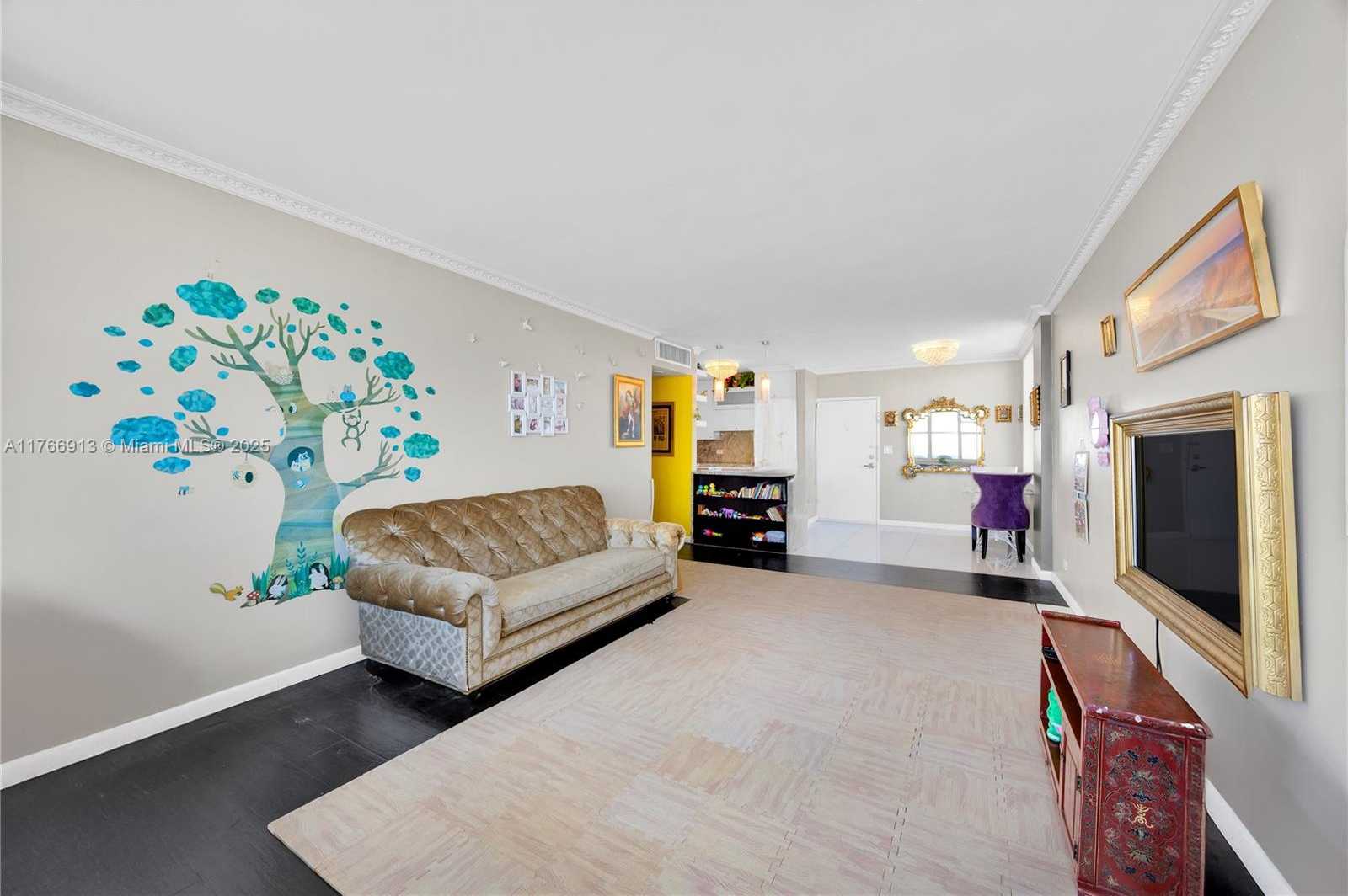 Small Image of 7441 WAYNE AVE #11F, Miami Beach Number 10