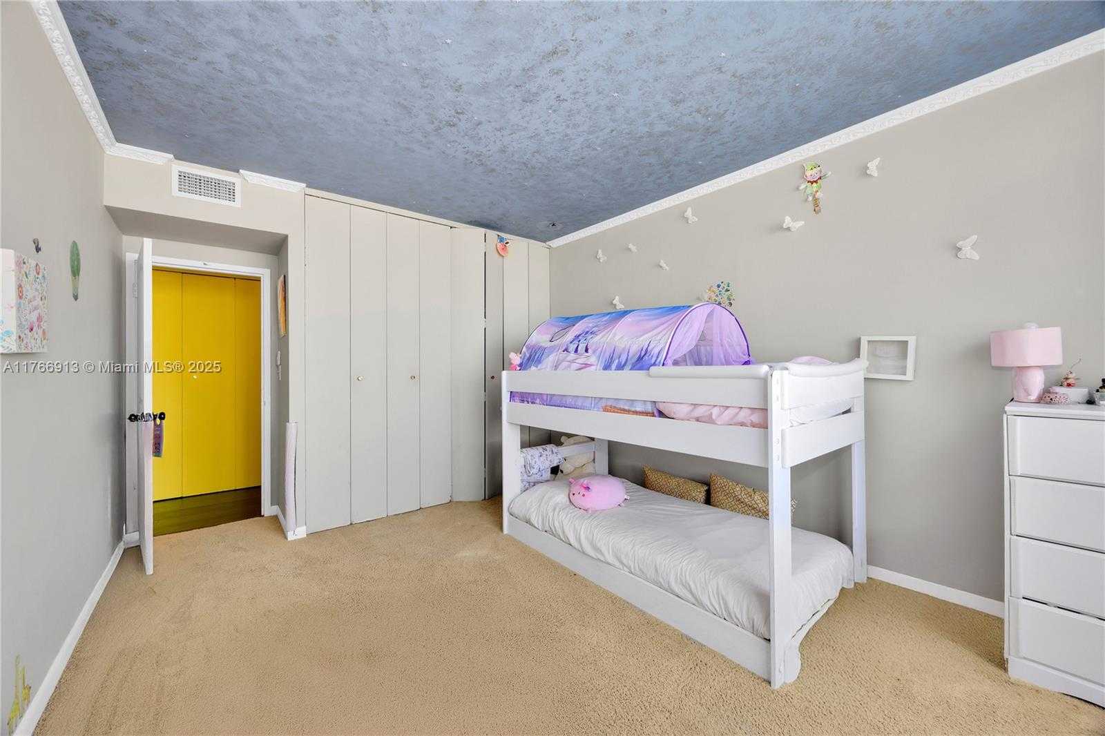 Small Image of 7441 WAYNE AVE #11F, Miami Beach Number 17