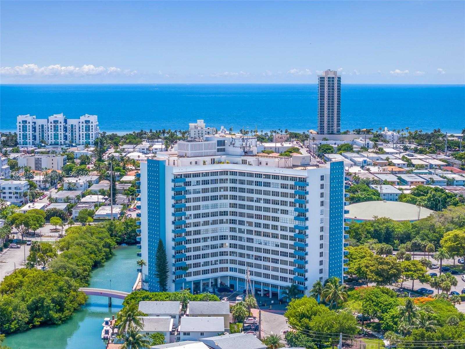 Small Image of 7441 WAYNE AVE #11F, Miami Beach Number 49