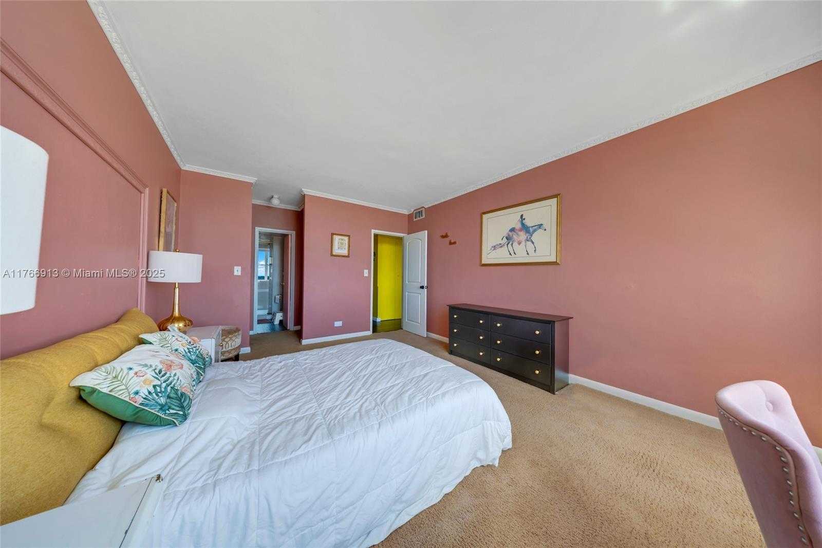 Small Image of 7441 WAYNE AVE #11F, Miami Beach Number 60