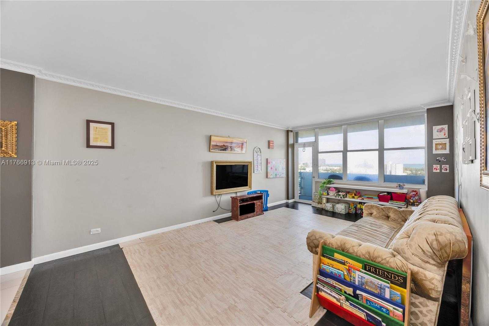 Small Image of 7441 WAYNE AVE #11F, Miami Beach Number 7