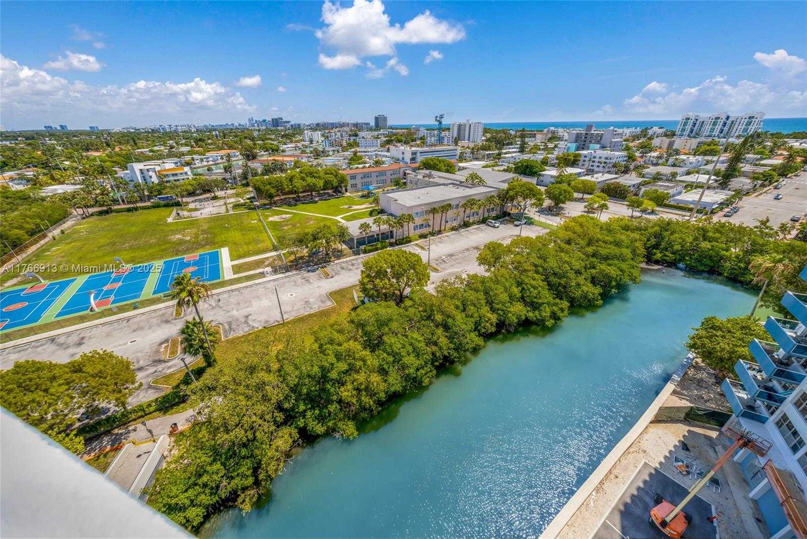 Small Image of 7441 WAYNE AVE #11F, Miami Beach Number 79