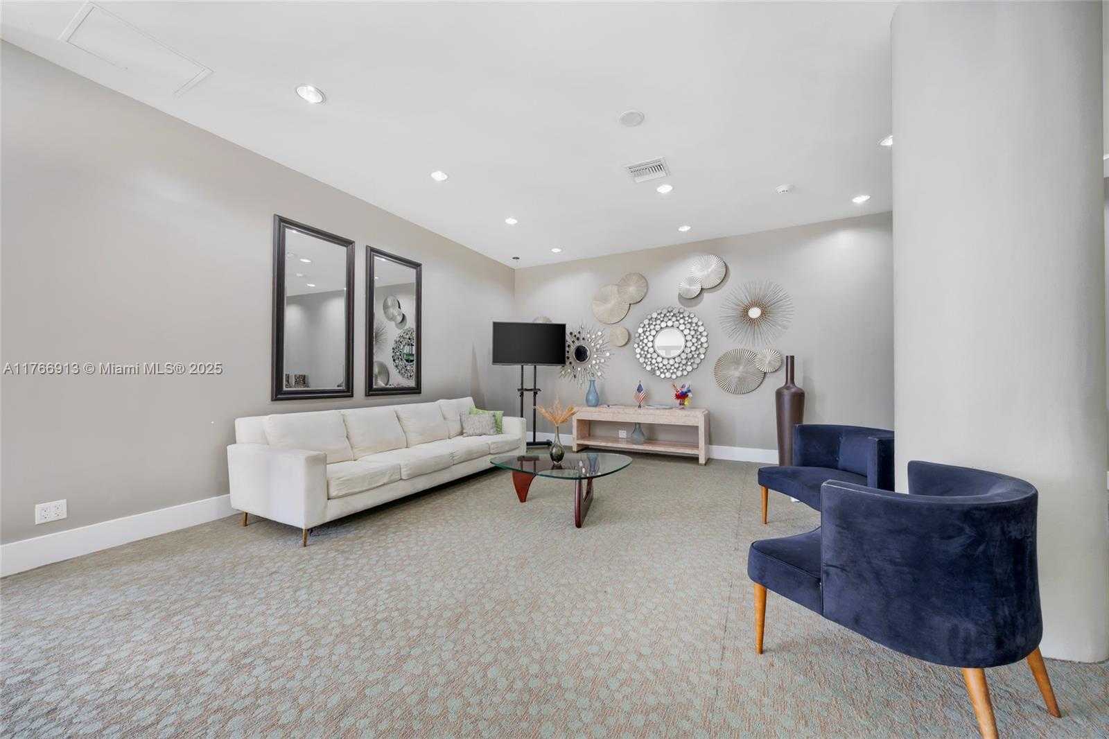 Small Image of 7441 WAYNE AVE #11F, Miami Beach Number 87