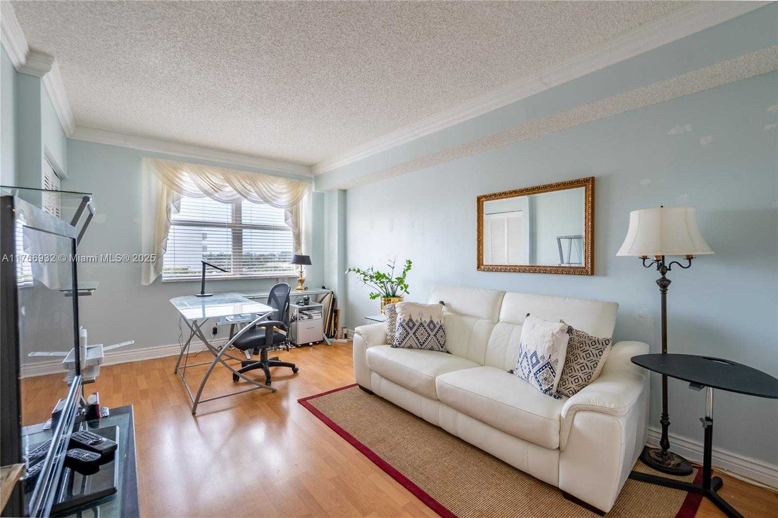 Small Image of 10140 WEST BAY HARBOR DR #502B, Bay Harbor Islands Number 10
