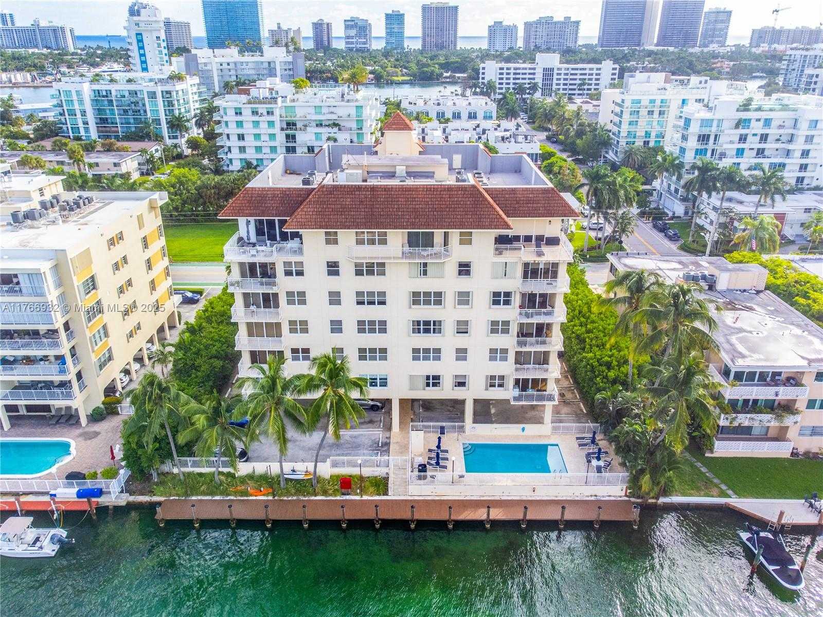 Small Image of 10140 WEST BAY HARBOR DR #502B, Bay Harbor Islands Number 14