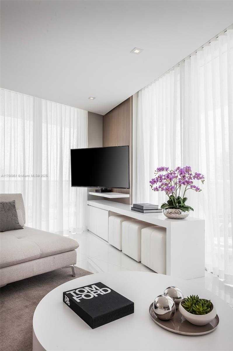 Small Image of 6700 INDIAN CREEK DR #1402, Miami Beach Number 22