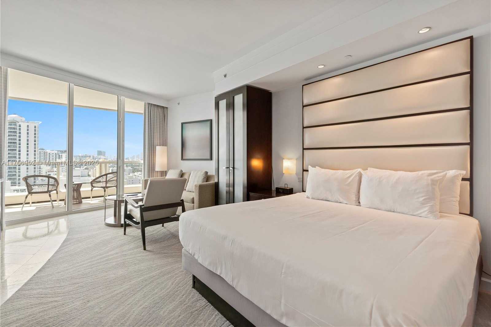 Small Image of 4391 COLLINS AVE #1618, Miami Beach Number 11