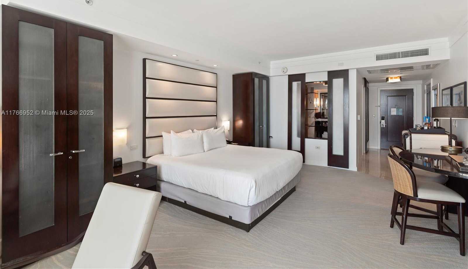 Small Image of 4391 COLLINS AVE #1618, Miami Beach Number 12