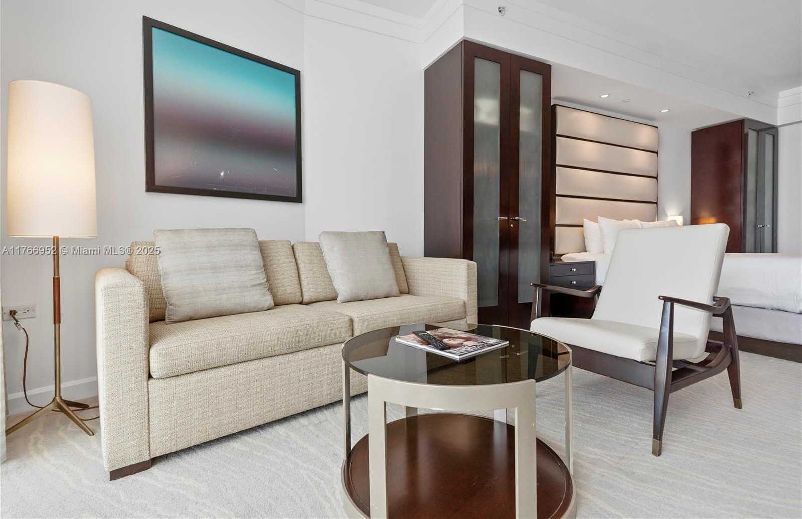 Small Image of 4391 COLLINS AVE #1618, Miami Beach Number 18