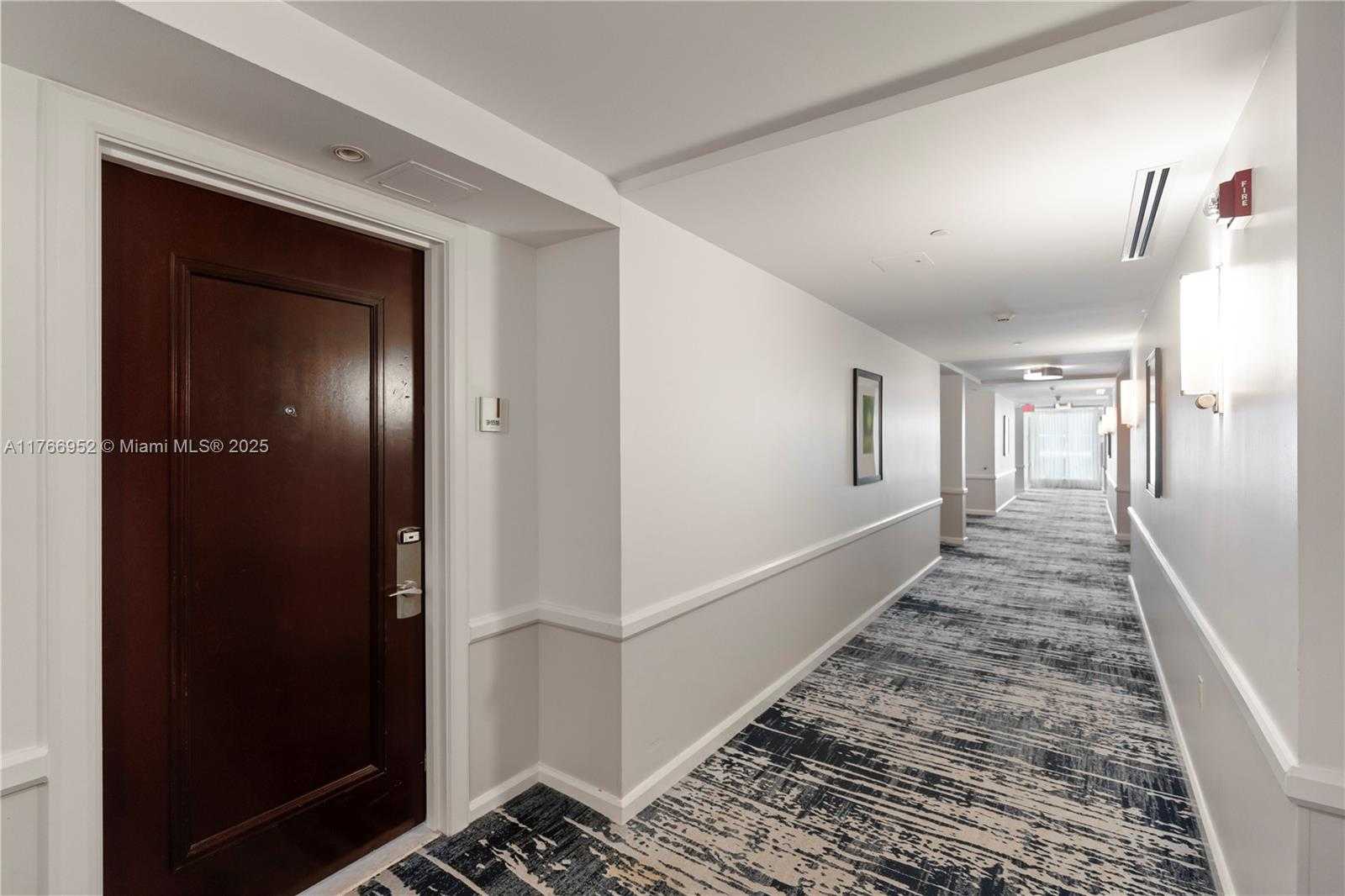 Small Image of 4391 COLLINS AVE #1618, Miami Beach Number 22