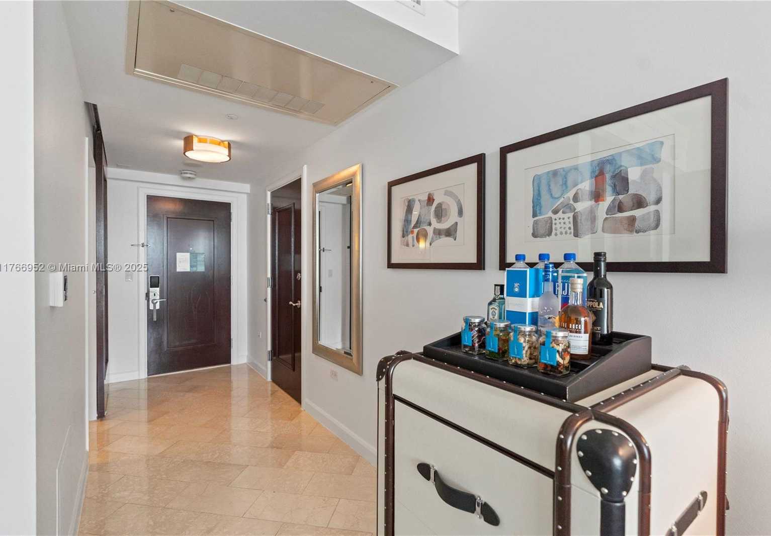 Small Image of 4391 COLLINS AVE #1618, Miami Beach Number 25