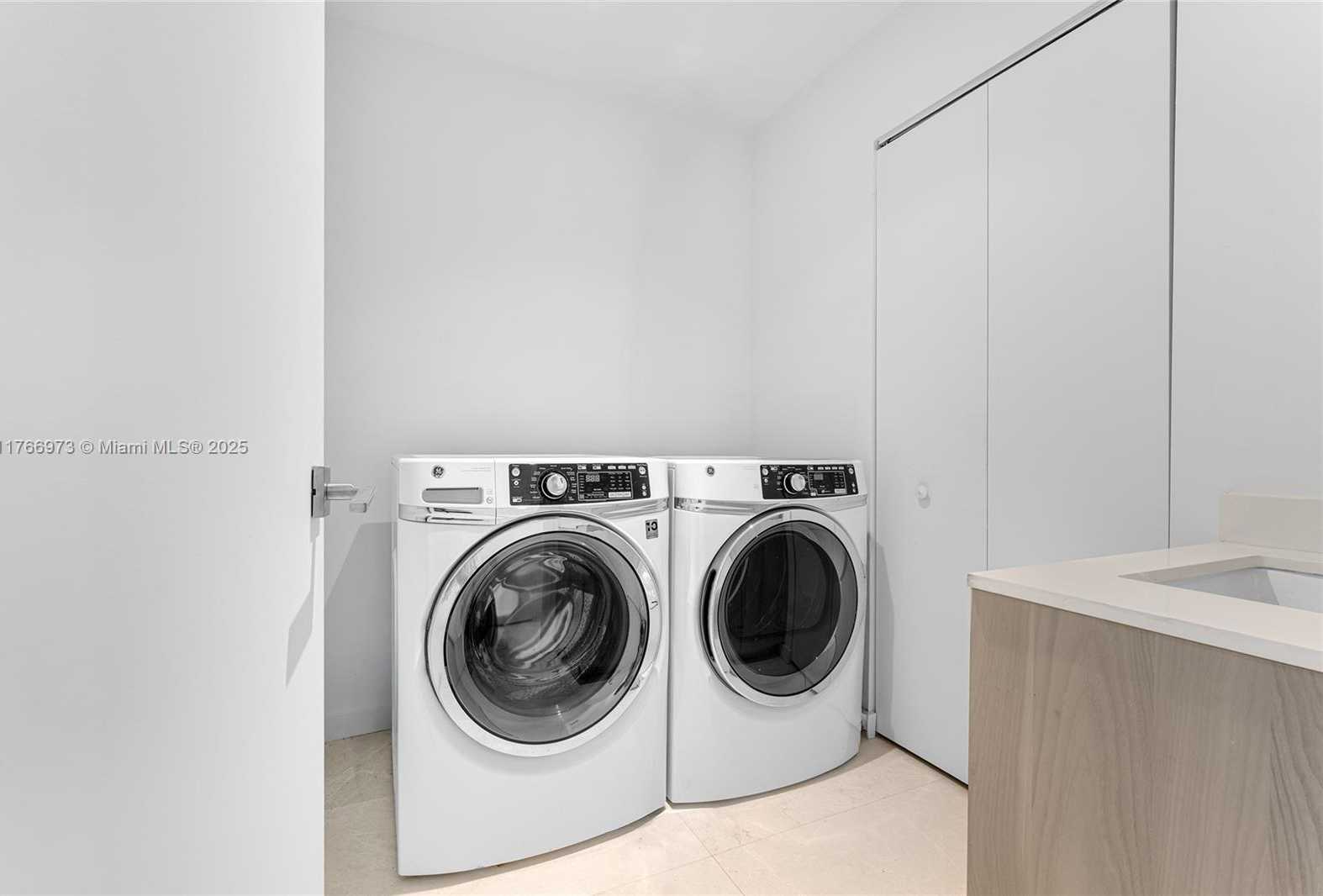 Small Image of 3131 NORTH EAST 7TH AVE #PH5003, Miami Number 39