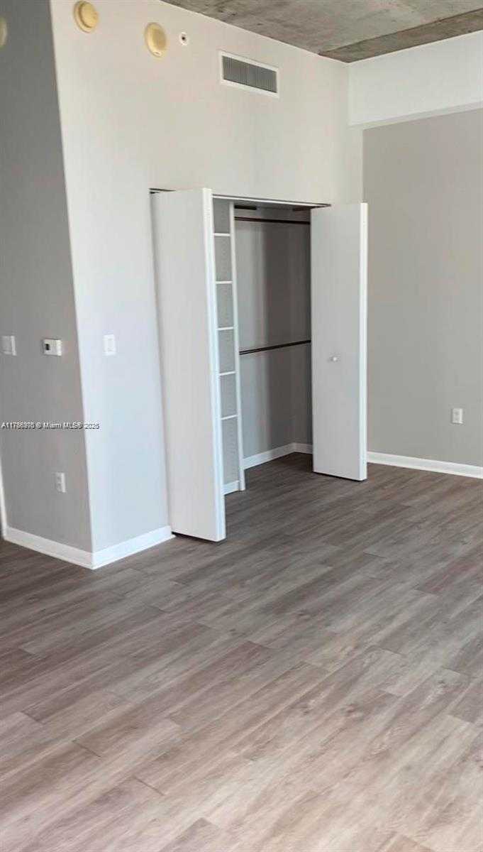 Small Image of 133 NORTH EAST 2ND AVE #1409, Miami Number 11