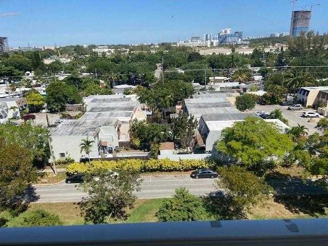 Small Image of 2020 #901, North Miami Number 18