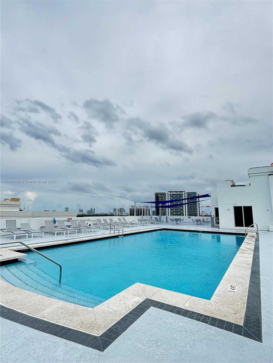 Small Image of 1830 RADIUS DR #604, Hollywood Number 16