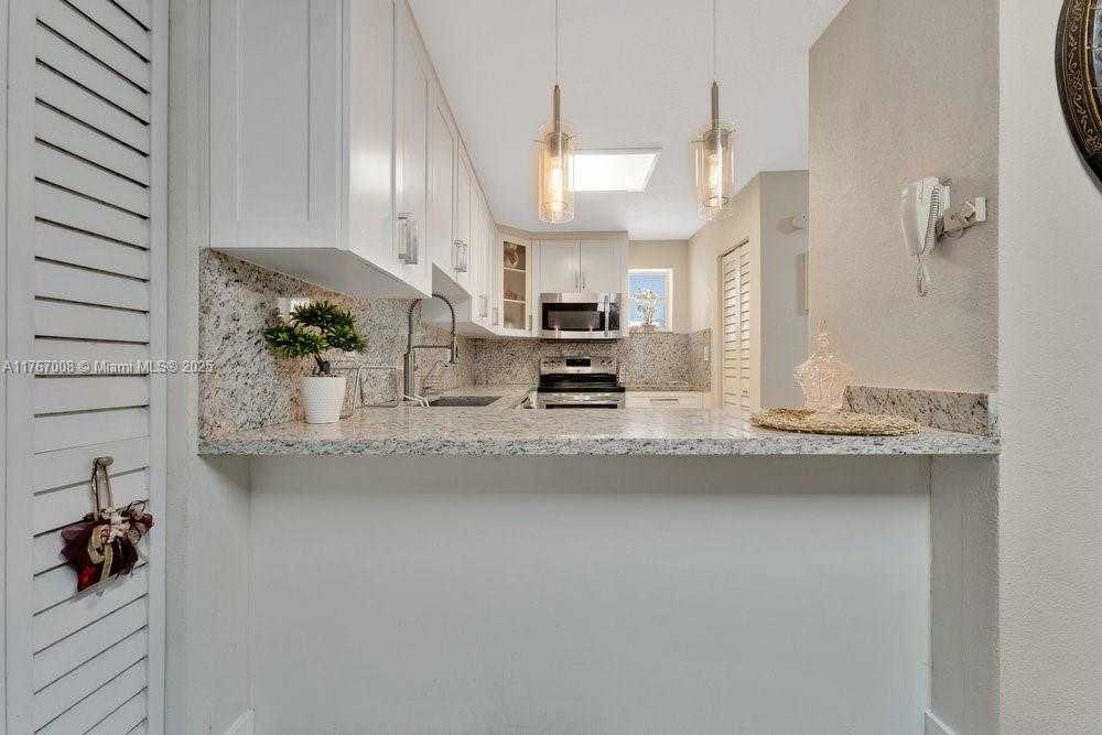 Small Image of 1810 WEST 56TH ST #3108, Hialeah Number 4