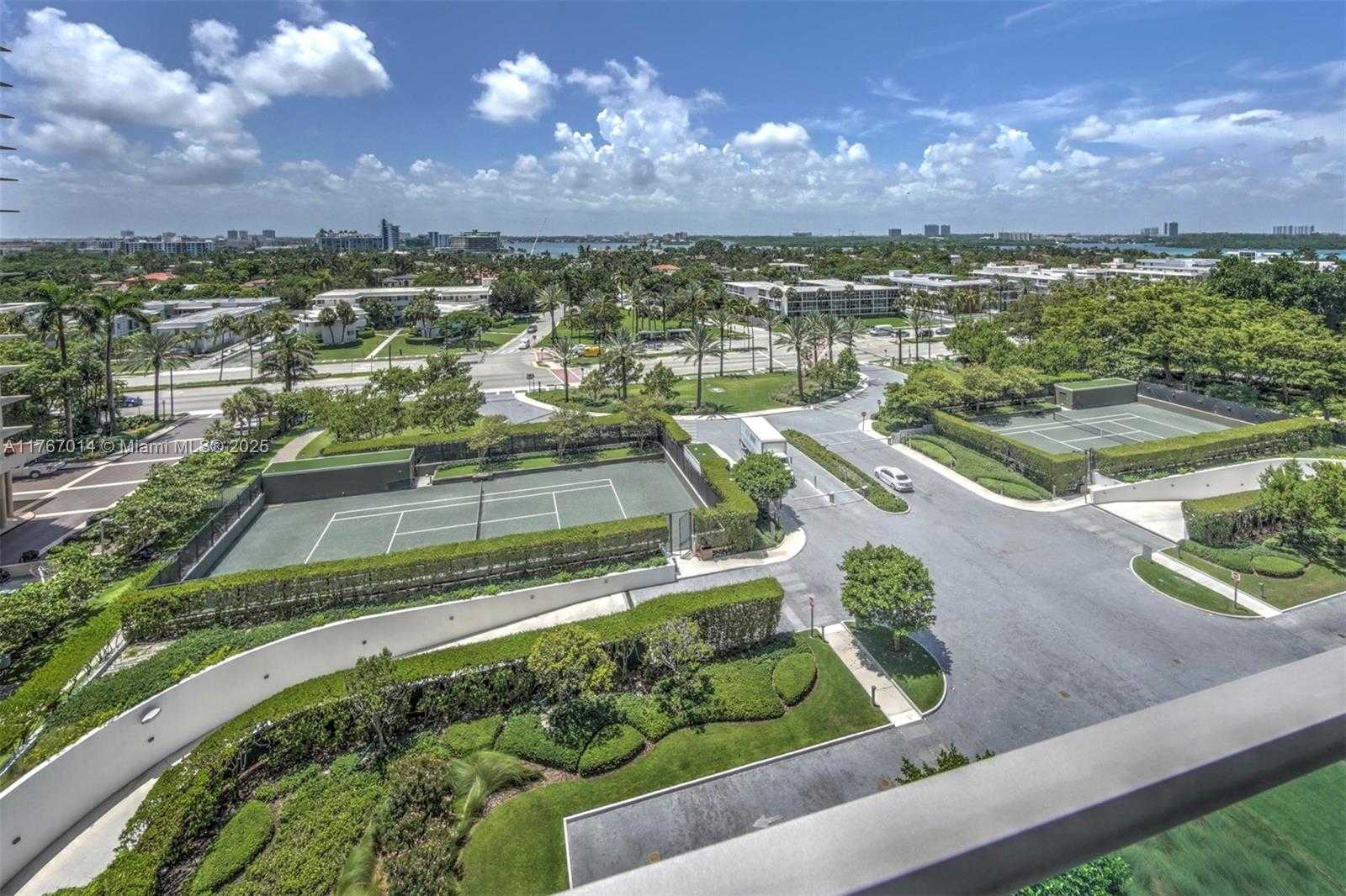 Small Image of 10201 COLLINS AVE #804, Bal Harbour Number 23