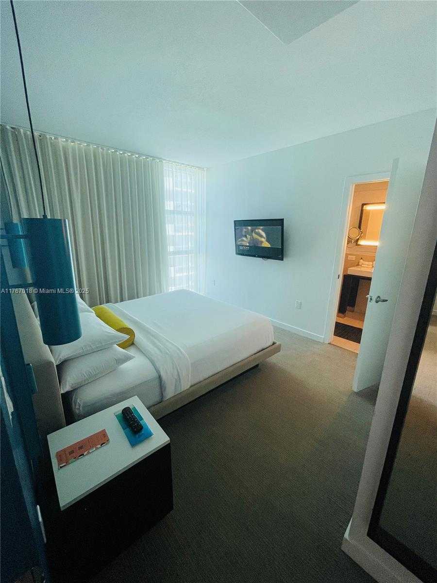 Small Image of 17315 COLLINS AVE #2007, Sunny Isles Beach Number 11