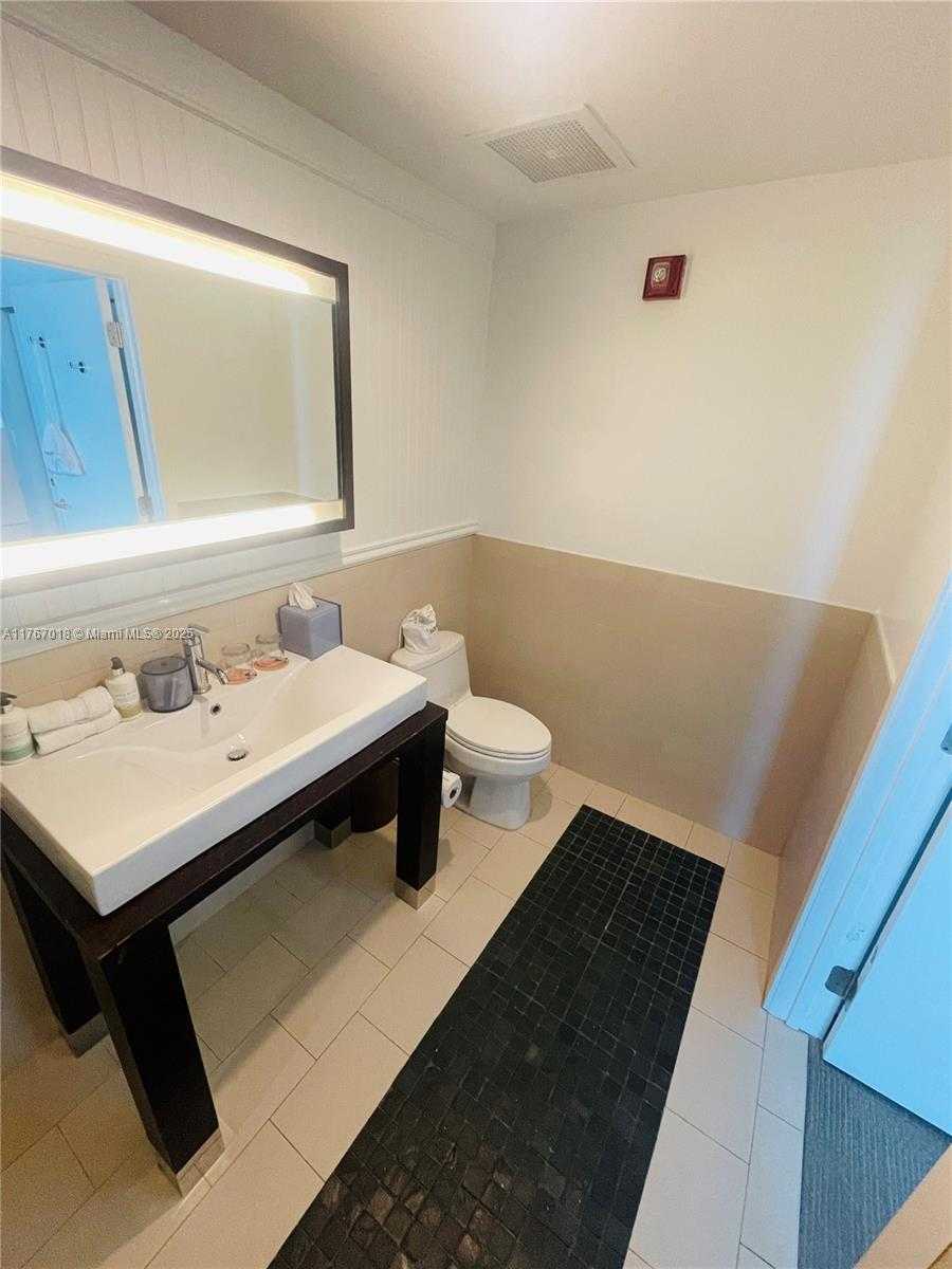 Small Image of 17315 COLLINS AVE #2007, Sunny Isles Beach Number 14