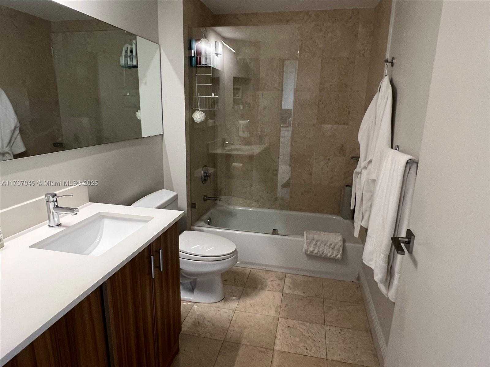 Small Image of 6305 INDIAN CREEK DR #4E, Miami Beach Number 14