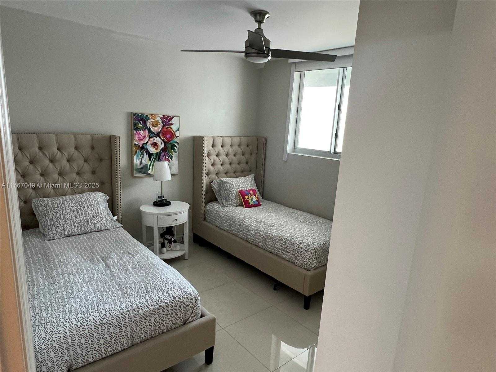 Small Image of 6305 INDIAN CREEK DR #4E, Miami Beach Number 15