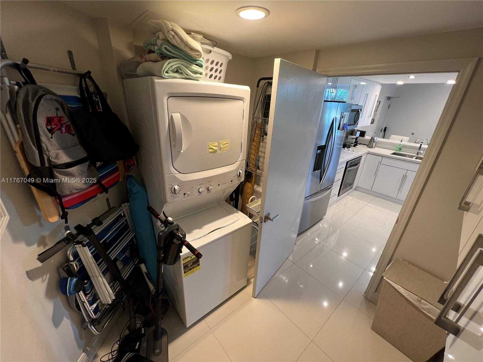 Small Image of 6305 INDIAN CREEK DR #4E, Miami Beach Number 22