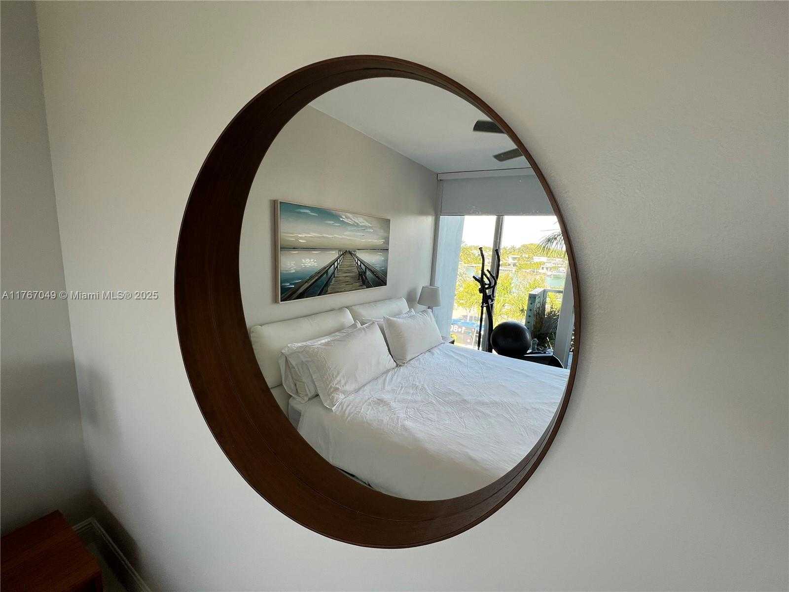 Small Image of 6305 INDIAN CREEK DR #4E, Miami Beach Number 35