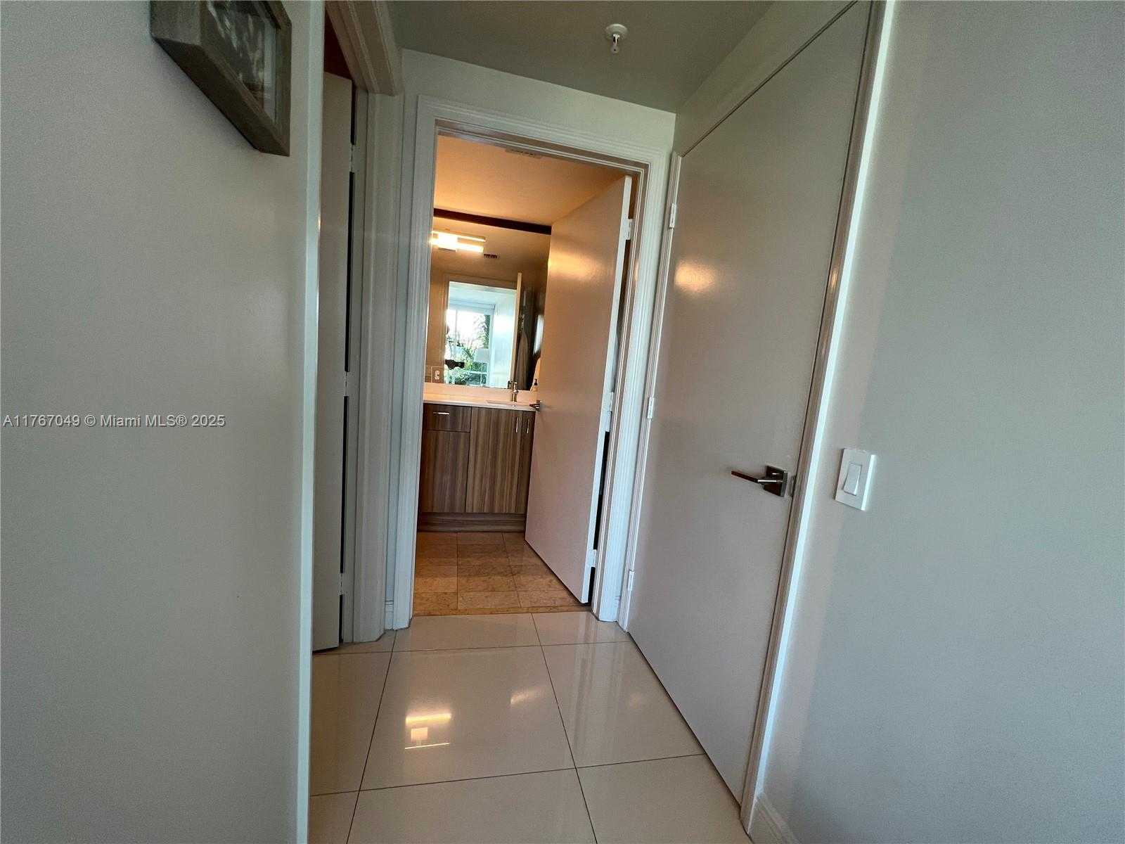Small Image of 6305 INDIAN CREEK DR #4E, Miami Beach Number 43