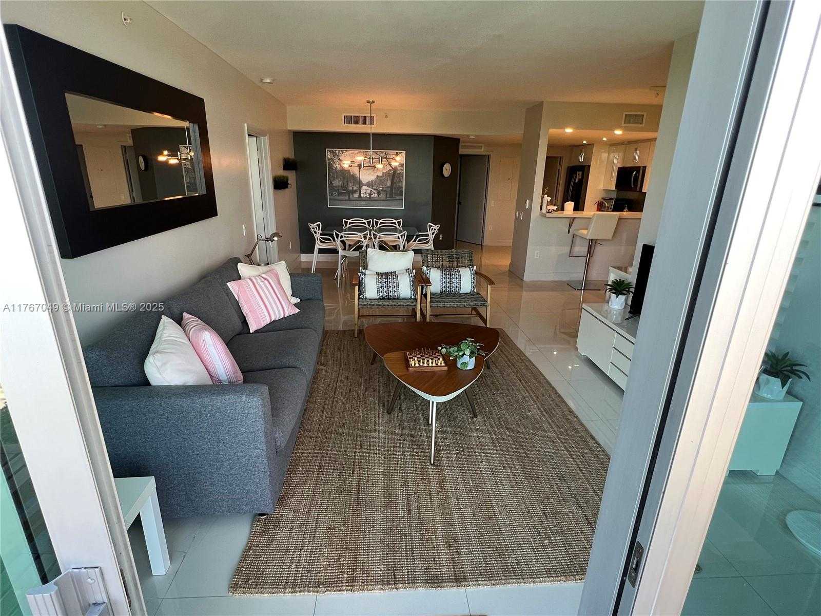 Small Image of 6305 INDIAN CREEK DR #4E, Miami Beach Number 44