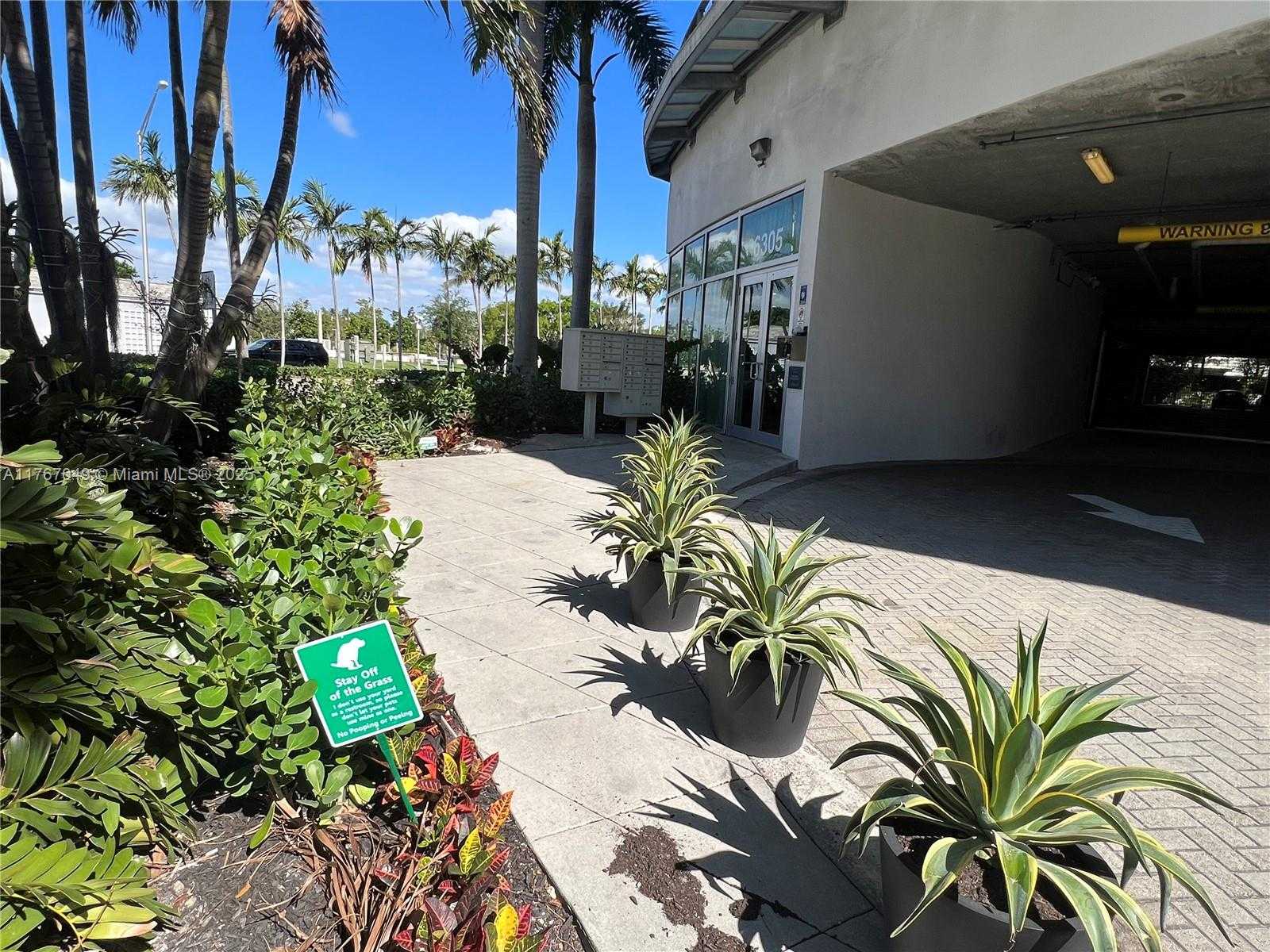 Small Image of 6305 INDIAN CREEK DR #4E, Miami Beach Number 51