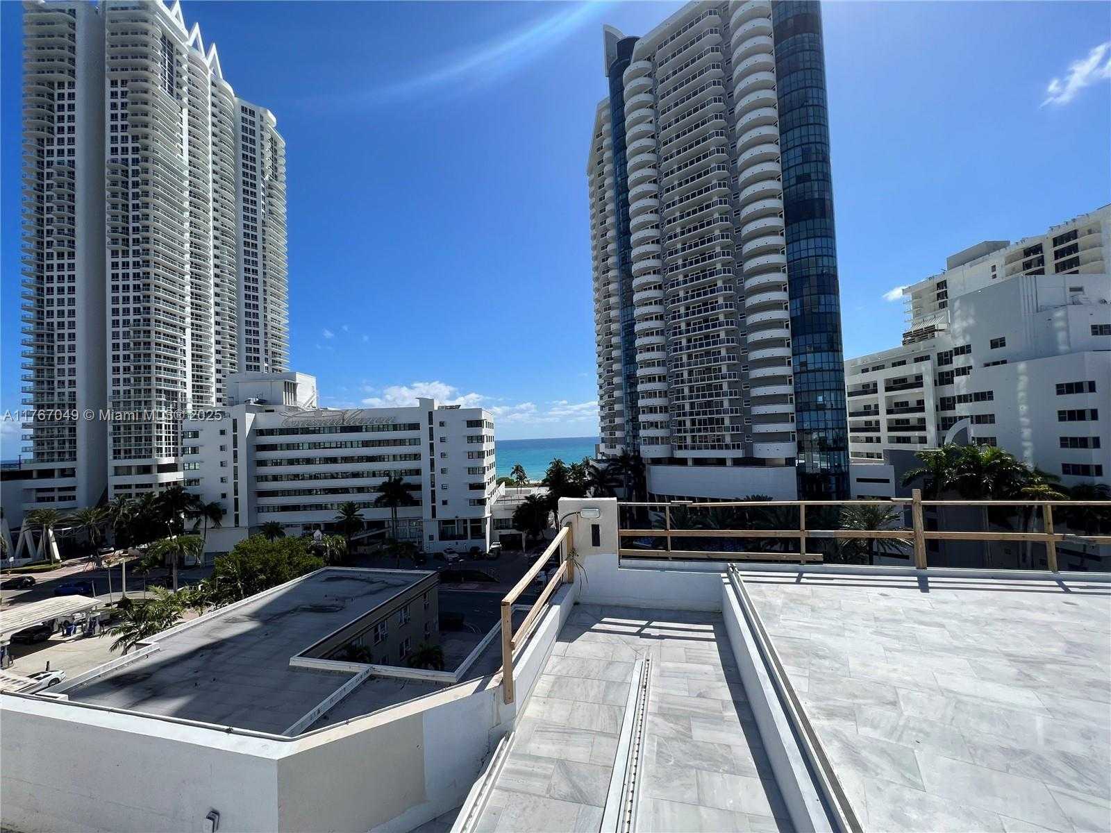 Small Image of 6305 INDIAN CREEK DR #4E, Miami Beach Number 57