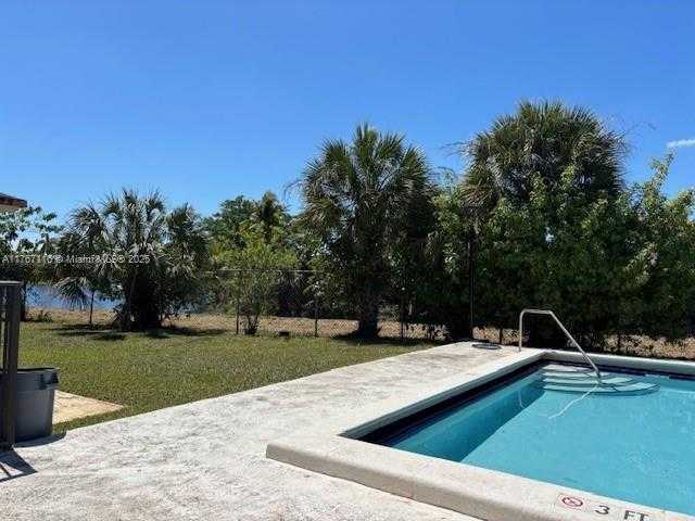 Small Image of 5900 SOUTH WEST 127TH AVE #3402, Miami Number 28