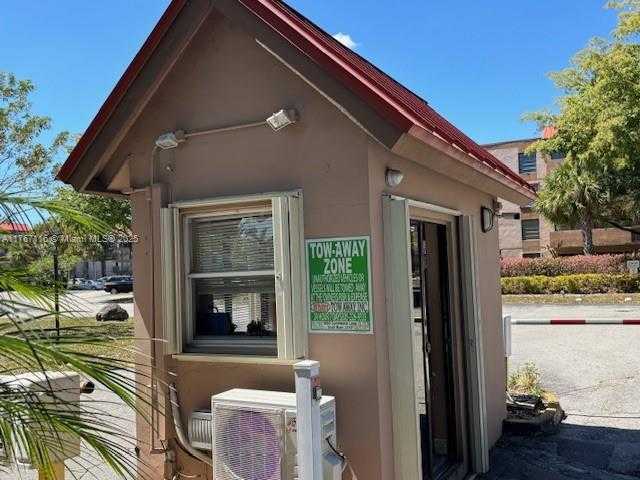 Small Image of 5900 SOUTH WEST 127TH AVE #3402, Miami Number 4