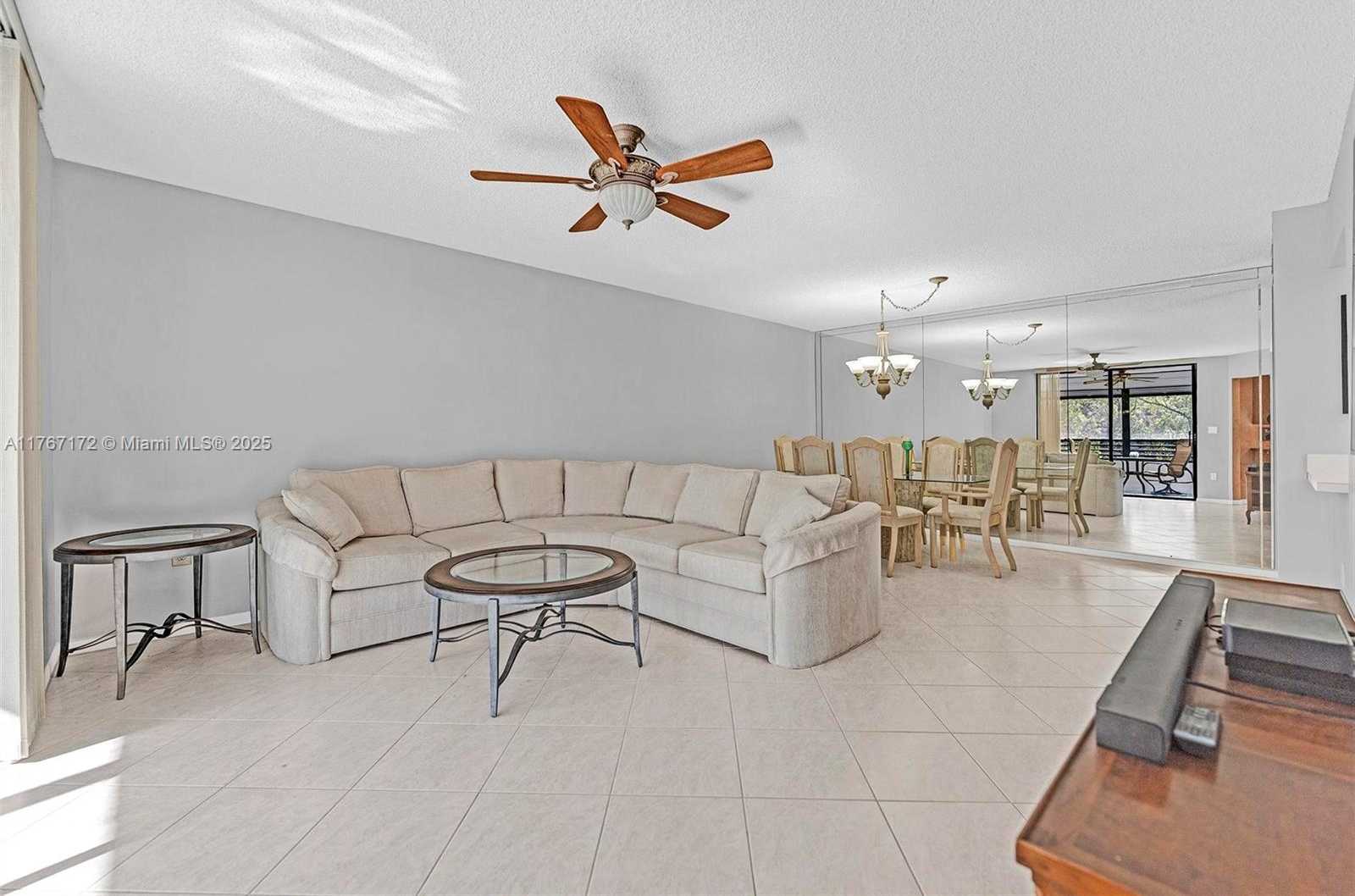 Small Image of 1470 SHERIDAN ST #22C, Hollywood Number 16