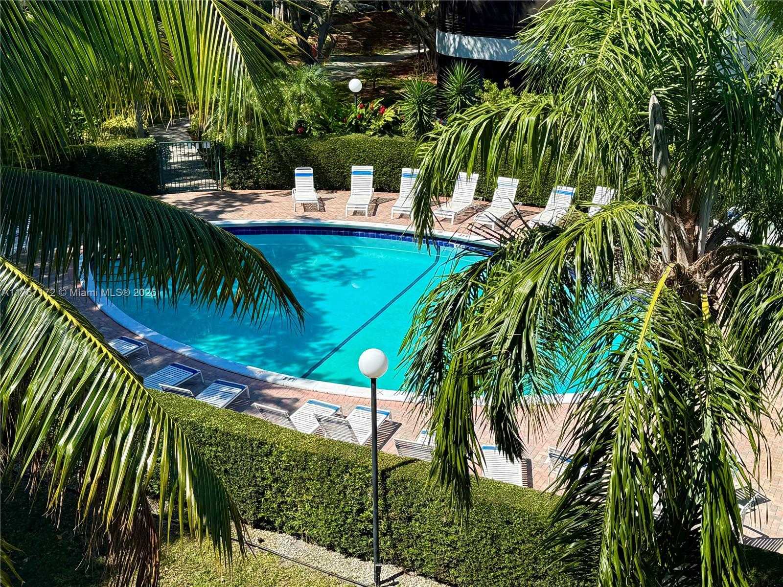 Small Image of 1470 SHERIDAN ST #22C, Hollywood Number 2
