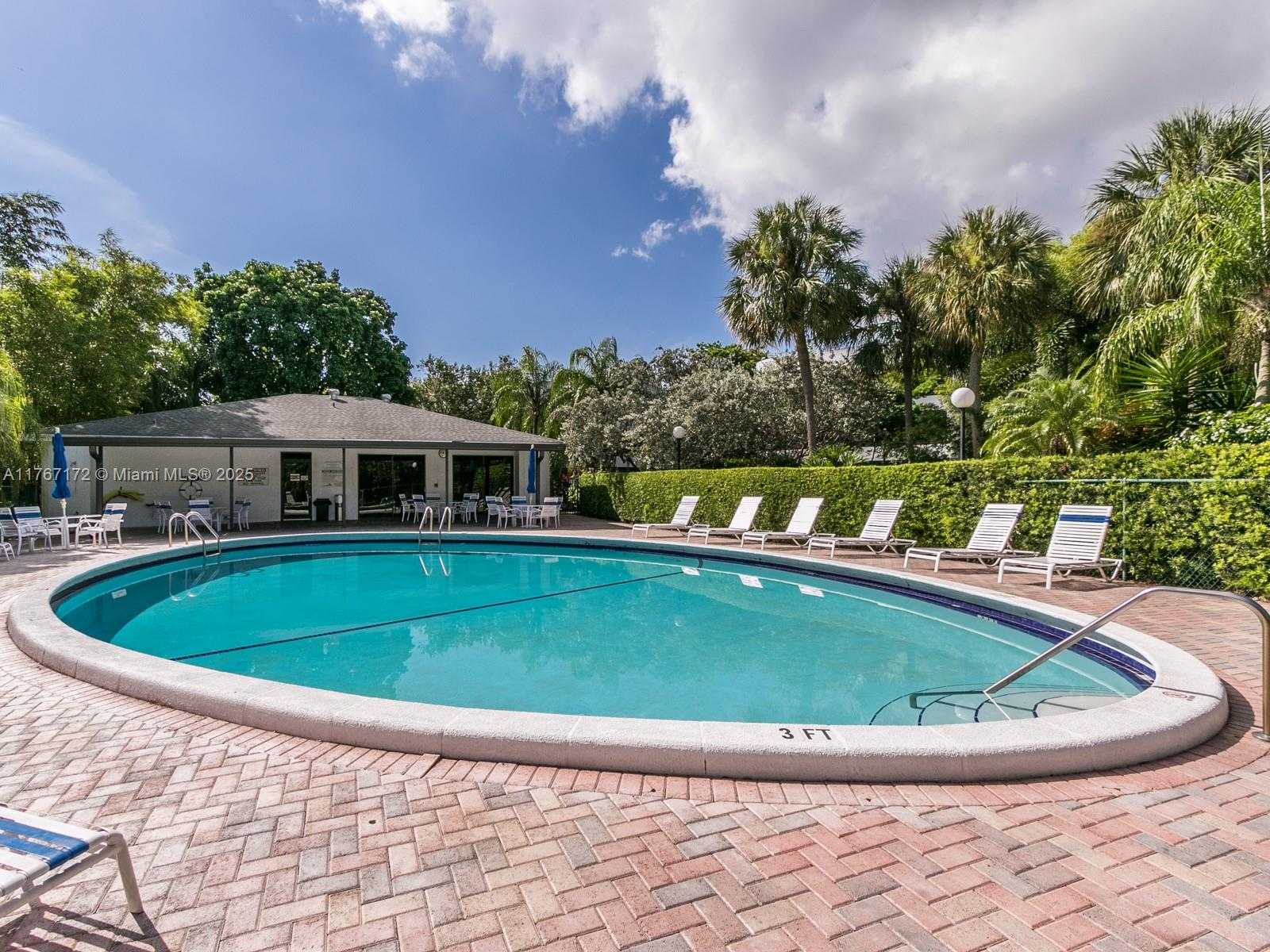 Small Image of 1470 SHERIDAN ST #22C, Hollywood Number 20