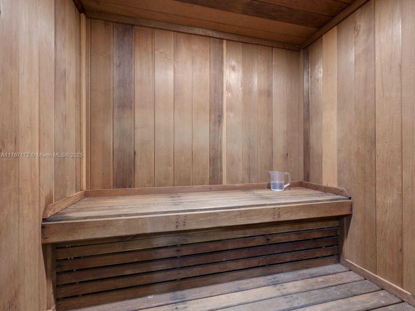 Small Image of 1470 SHERIDAN ST #22C, Hollywood Number 23